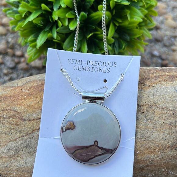 NIB Red Picture Jasper Stone Round Oval Pendant Necklace, Silver - Picture 4 of 6